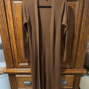 White House Black Market Whiskey Brown Ribbed Sweater